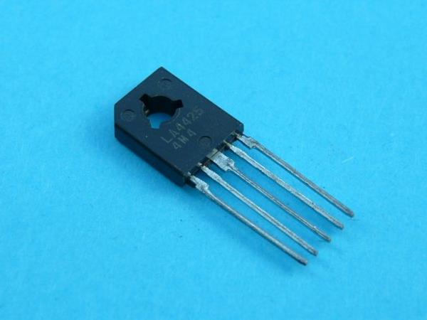 LA-4425 5-PIN UKŁAD