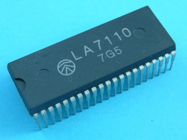 LA-7110 SDIP-42 UKŁAD