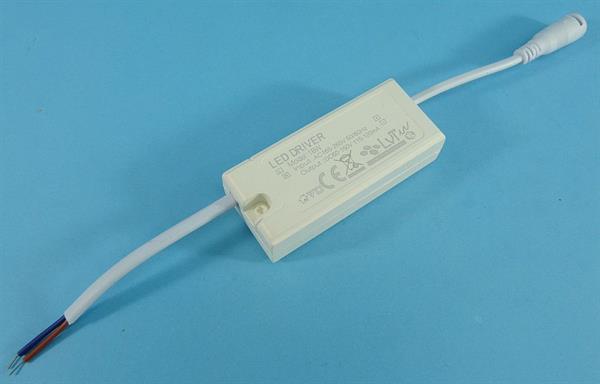 %0,12A/60-150V 18W STP DRIVER LED